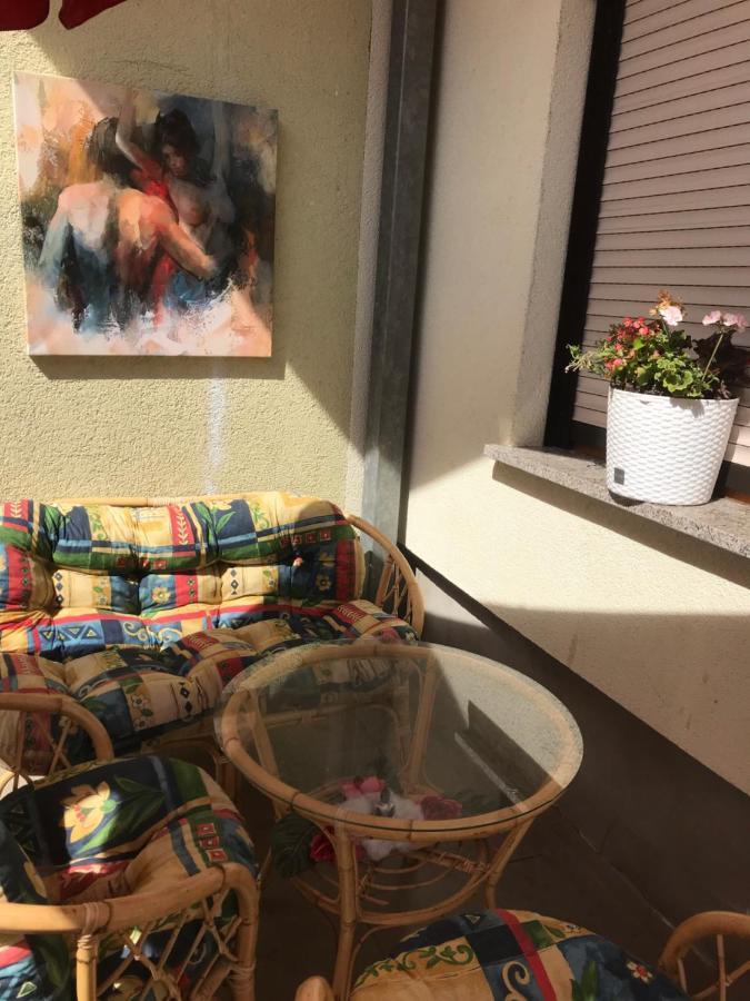 Ferienzimmer Healing Und Montuerwohnung Weißenfels Eksteriør bilde