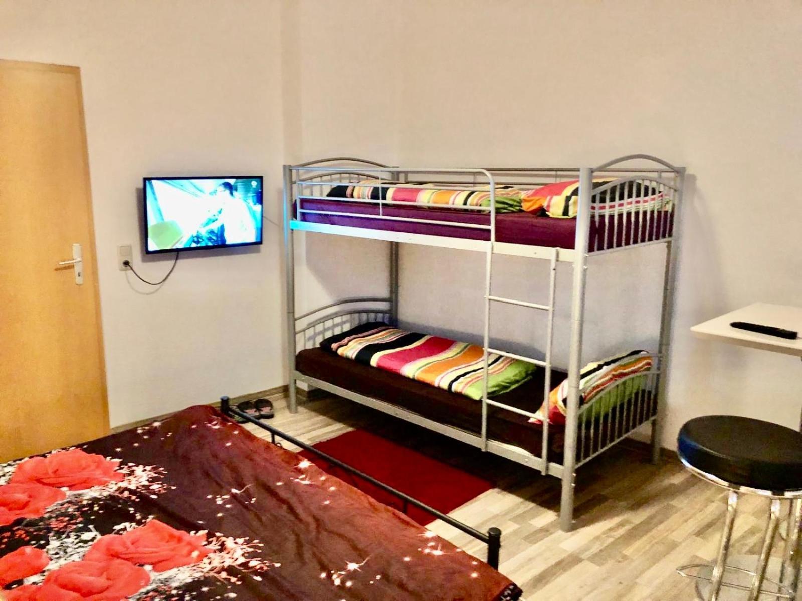 Ferienzimmer Healing Und Montuerwohnung Weißenfels Eksteriør bilde