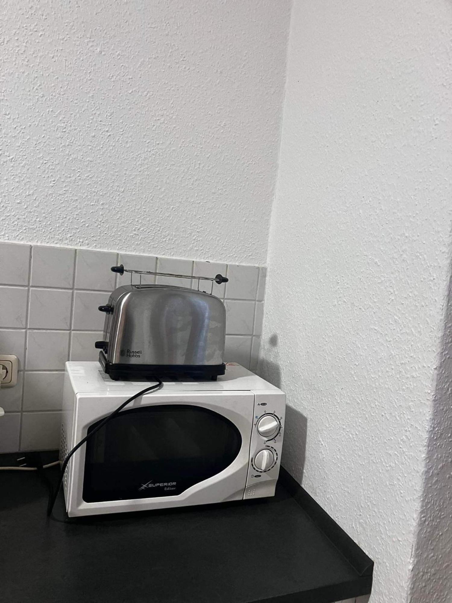 Ferienzimmer Healing Und Montuerwohnung Weißenfels Eksteriør bilde